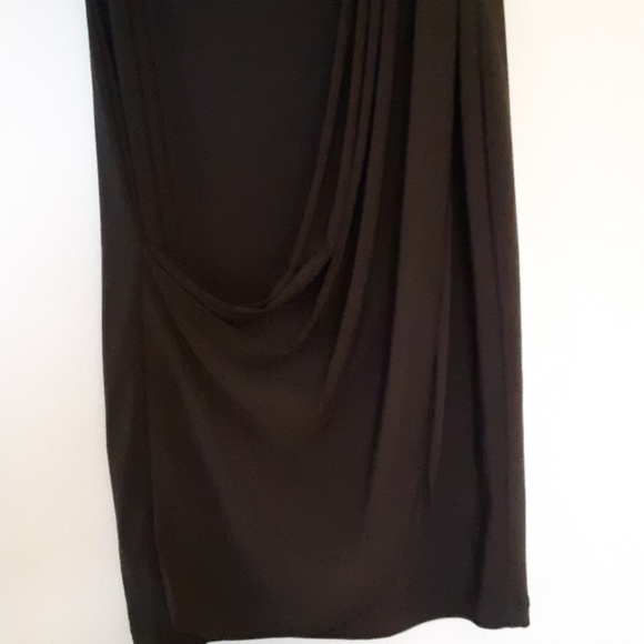 Beautiful Elegant Dress - Picture 7 of 8